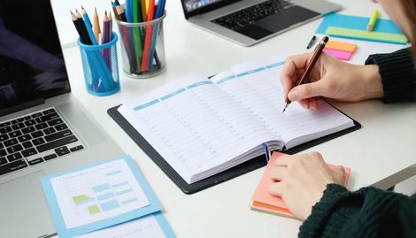 Haftalık Verimlilik Rutinleri ile Organize Yaşamın Anahtarı